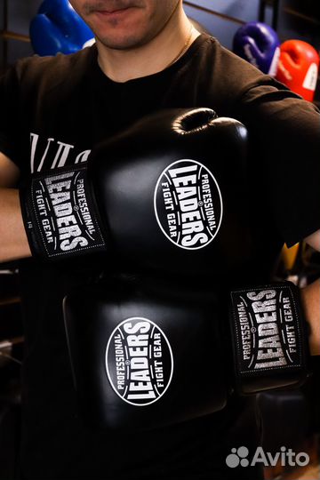 Боксерские перчатки leaders thai series 2 BK