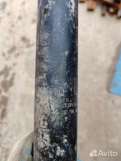 Амортизатор задний левый Kia Rio 2 хэтчбек