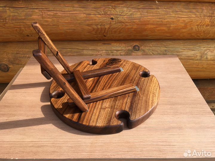 Винный столик