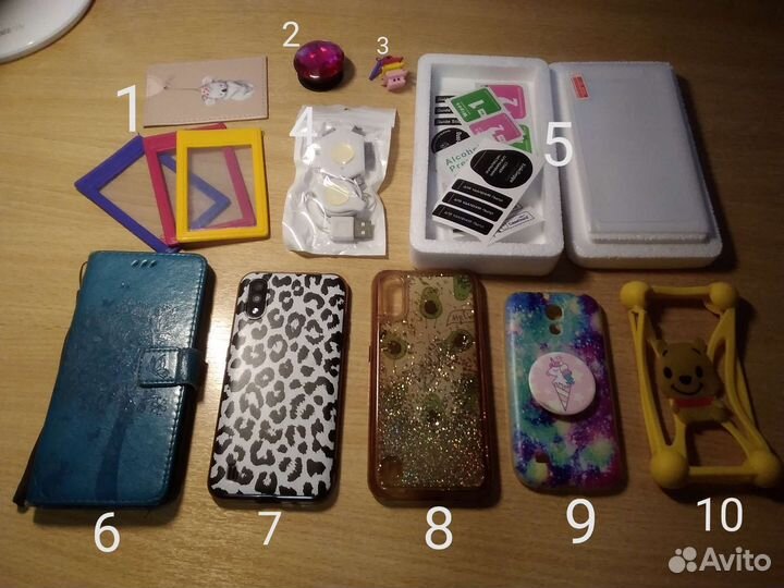 Аксессуары для телефонов