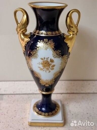 Ваза кобальтовая антикварная