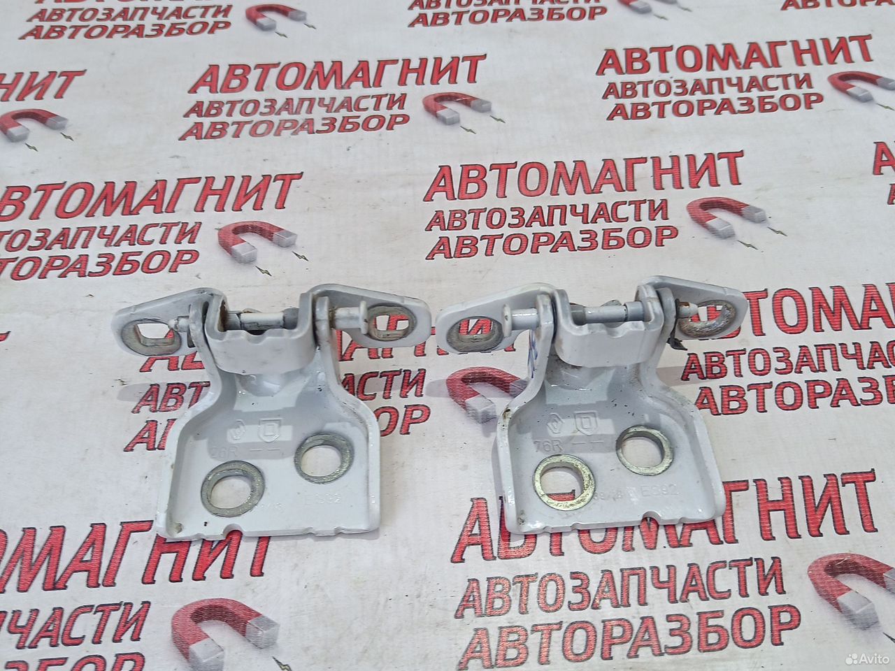 Петля двери задней левой Рено Дастер 2 19-нв