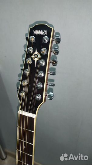 Электроакустическая гитара Yamaha CPX-700