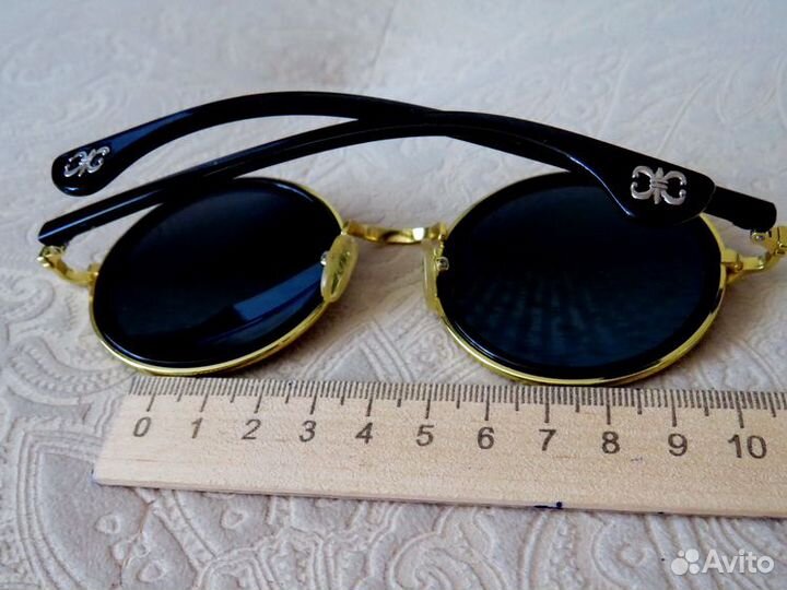 Очки Новые, солнцезащитные радужные, круглые