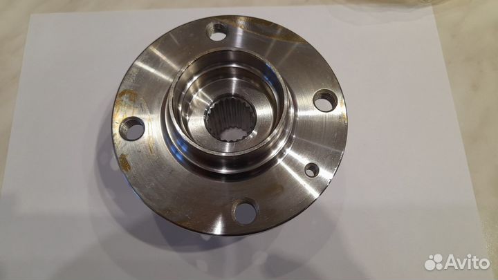 Ступица передняя VW Passat B3, Golf3, 357407615