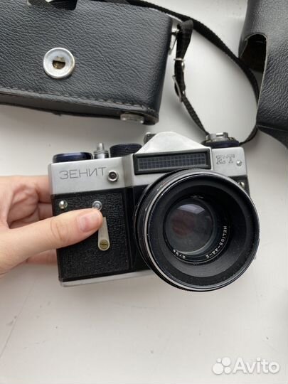 Пленочный фотоаппарат Зенит