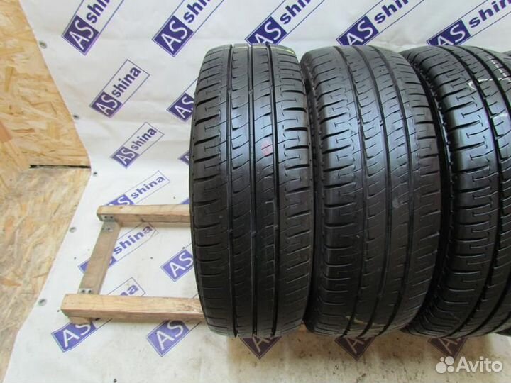 Michelin Agilis 215/60 R17C 96R