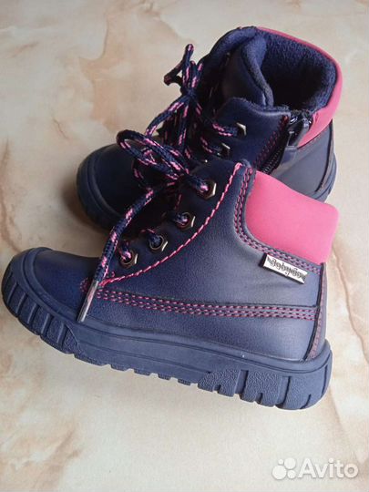 Детские ботинки