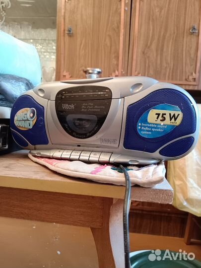 Кассетный магнитофон Vitek VT-3226 б/у