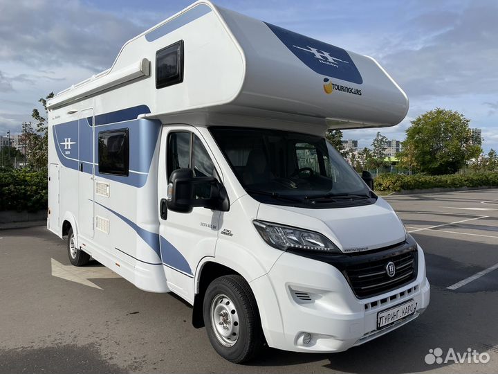 Полуинтегрированный Hobby Siesta, 2016