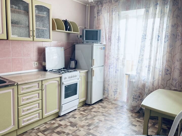 1-к. квартира, 33 м², 8/10 эт.