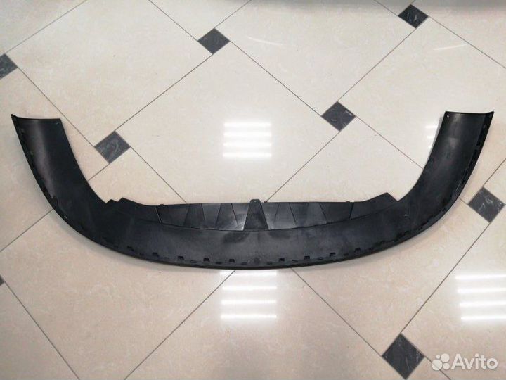Спойлер переднего бампера передний Volkswagen