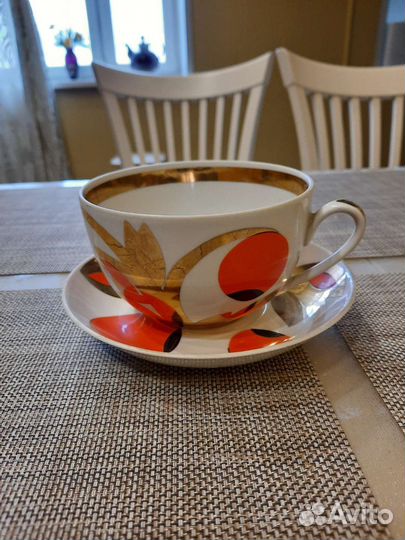 Чашка с блюдцем