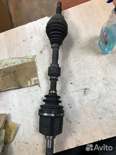 Mitsubishi Airtrek/ Outlander, CU2W Привод Левый