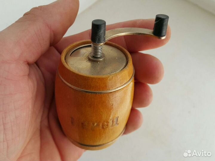 Деревянная бочка перец соль