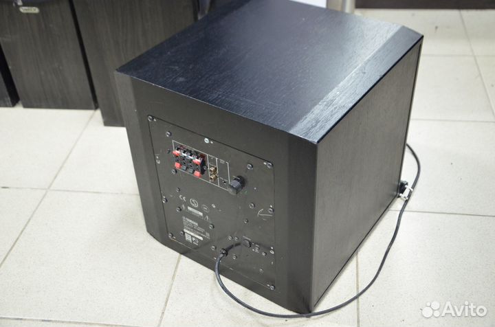 Сабвуфер активный Yamaha YST-SW216