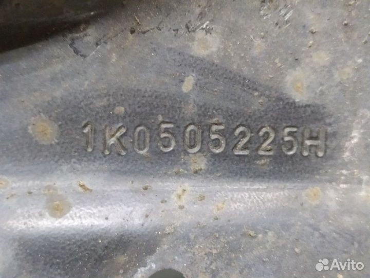 Рычаг задний продольный левый Skoda Octavia (A5