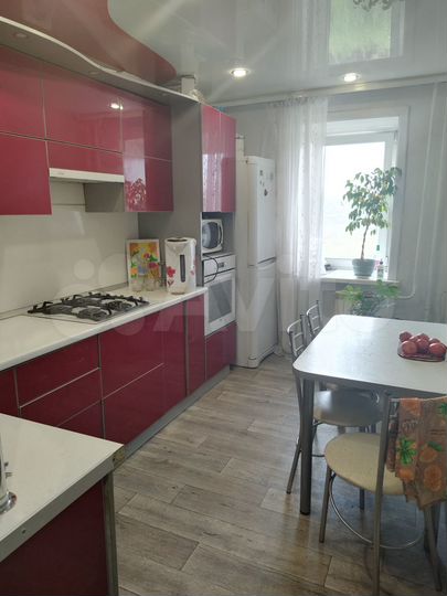 3-к. квартира, 66 м², 2/5 эт.