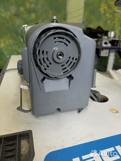 Прямострочная швейная машина Jack JK-F5