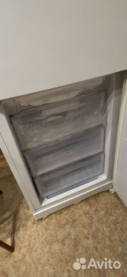 Холодильник hotpoint ariston бу