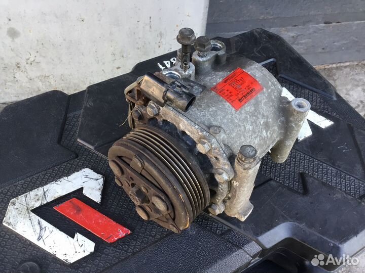 Компрессор кондиционера Митсубиси Каризма