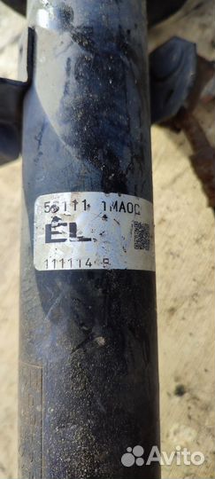 Стойка Nissan fuga Infiniti M37 M25 M56 Q70 левая