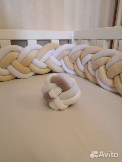 Бортик коса из 3-х двойных прядей