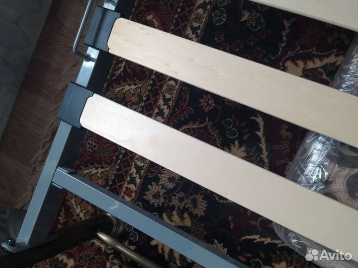 Кровать двухспальная