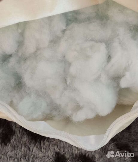 Подушка+наволочка+пододеяльник(за всё)