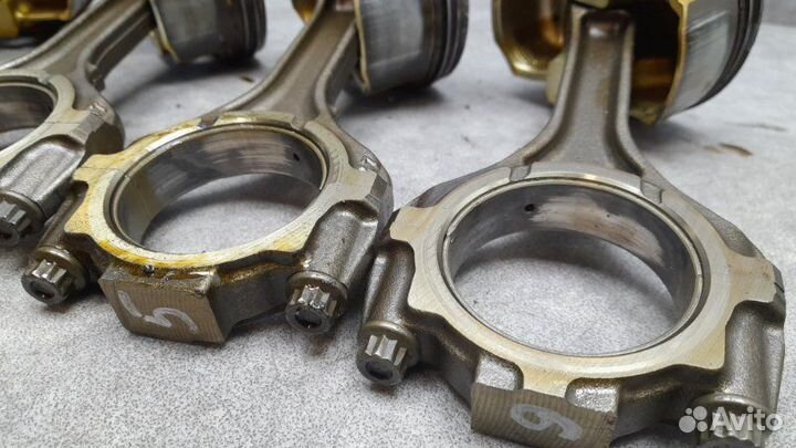 Поршень с шатуном Infiniti Fx35 S51 3.5 VQ35HR