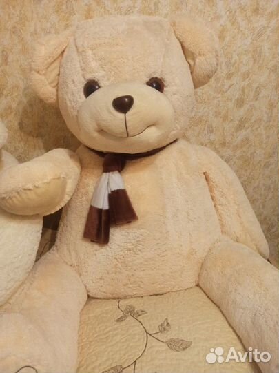 Плюшевый медведь