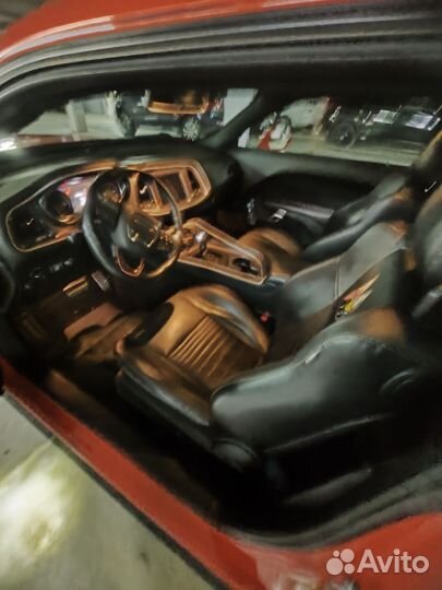 Dodge Challenger 6.4 AT, 2019, 41 000 км