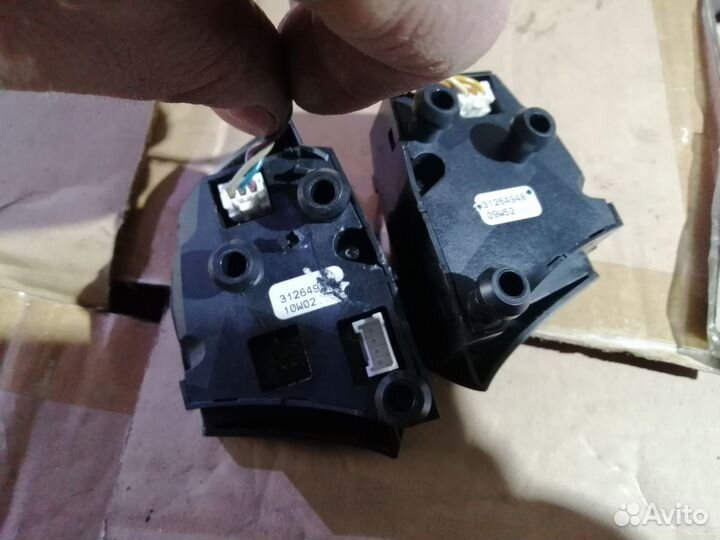 Кнопки в руль Volvo XC60 1 поколение