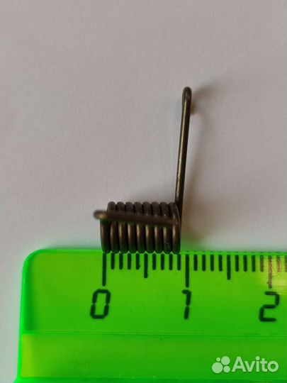 Пружина ручки холодильника Liebherr