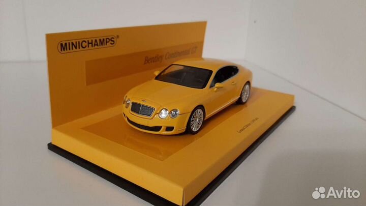 Бентли/Bentley Continental Gt / 1:43 / Minichamps