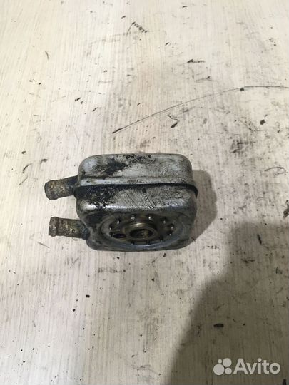 Масляный радиатор Фольксваген Гольф 4