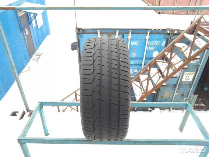 Pirelli P Zero 235/35 R19 91Y