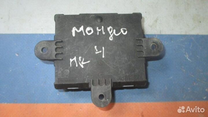 Блок управления дверью передний Ford Mondeo Iv