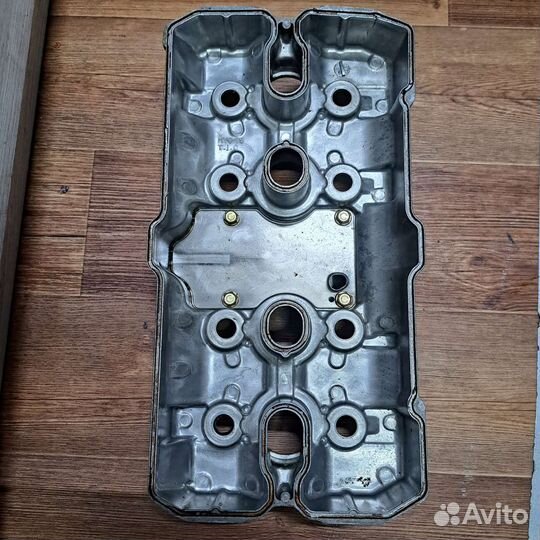 Крышка клапанная CB 400 nc23 honda nc31