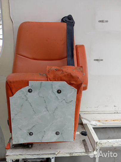 Сиденье поворотное