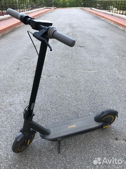 Электросамокат Ninebot max g30