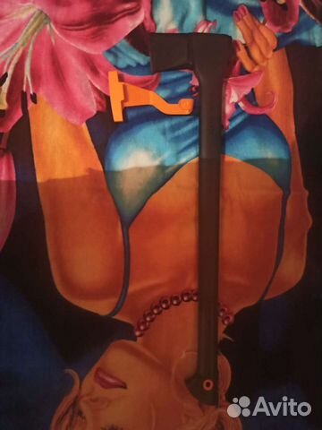 Топор фискарс