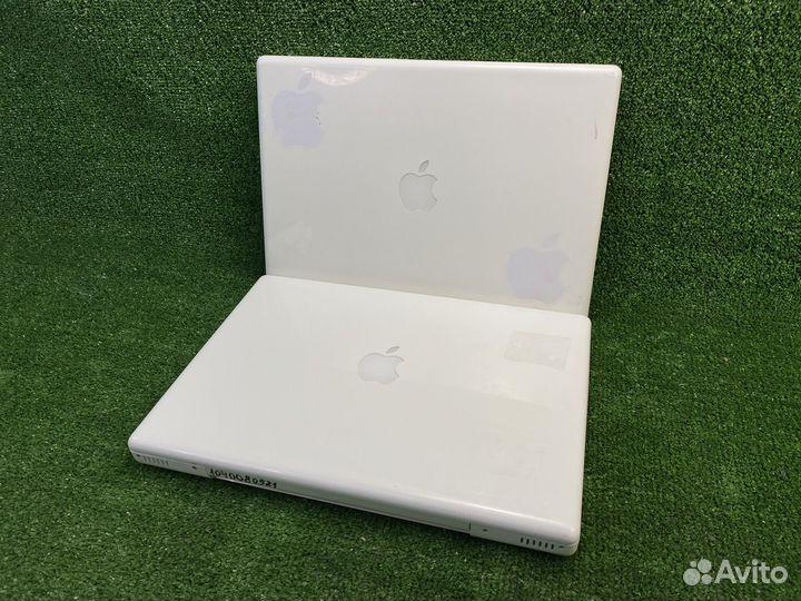 Ноутбук Apple MacBook 2008
