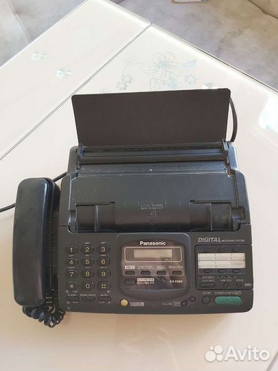 Телефон факс Panasonic KX-F680