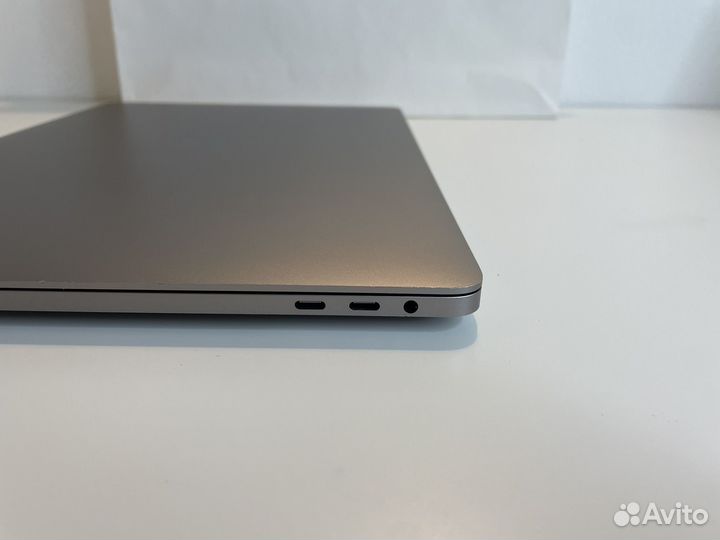 Кастом macbook pro 16 2021 видеокарта 8 Gb 32Gb