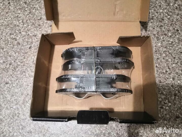 Тормозные колодки задние Friction Master MKD 952