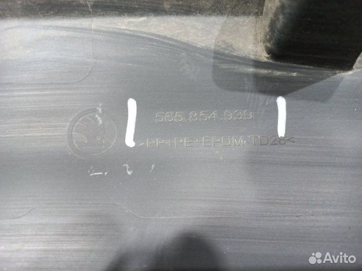 Накладка двери передней левой Skoda Kodiaq