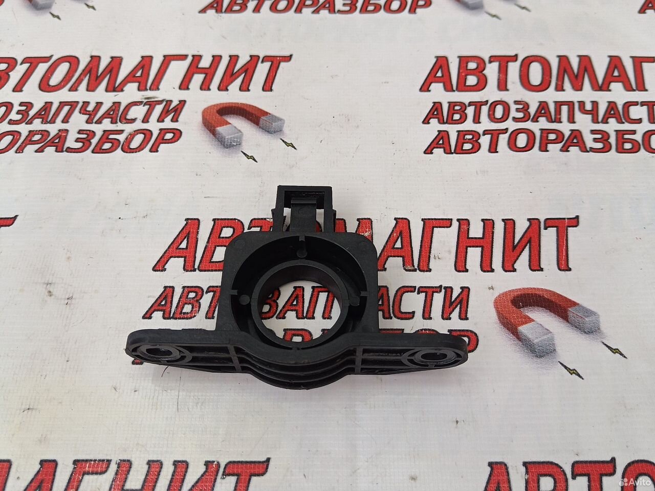 Кронштейн крепления радиатора Voyah Free дорест