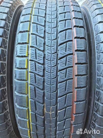 Dunlop Winter Maxx SJ8 225/65 R17 102Q