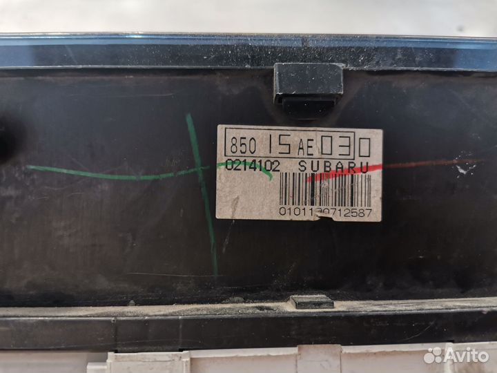 Оптитронный щиток (панель) приборов Legacy 2000г